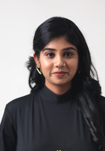 Vibhuti Pande - Professional Beautician and Salon Owner